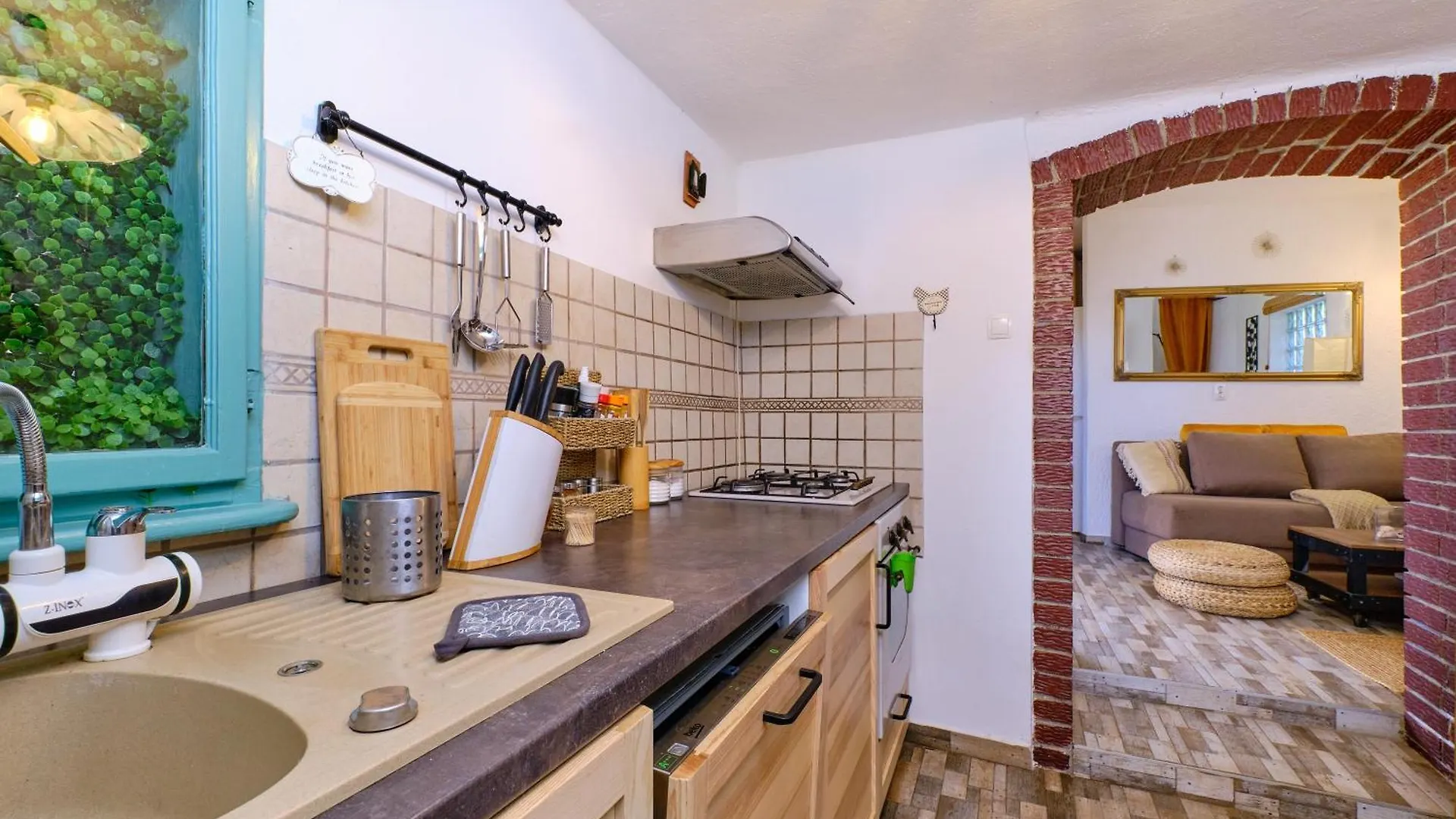 Amazing House, 20 M From The Beach, 80 M2 Martinscica  0*, Martinscica (Cres)